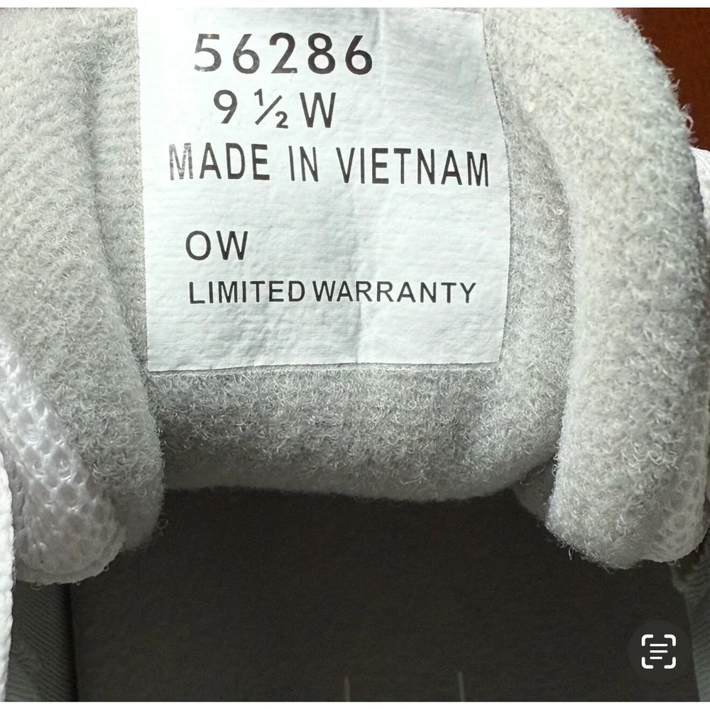 Timberland canvas boat